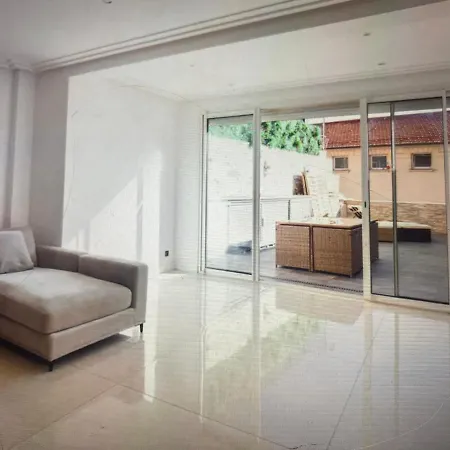 Avec Terrasse Centre-ville Croisette Apartman Cannes